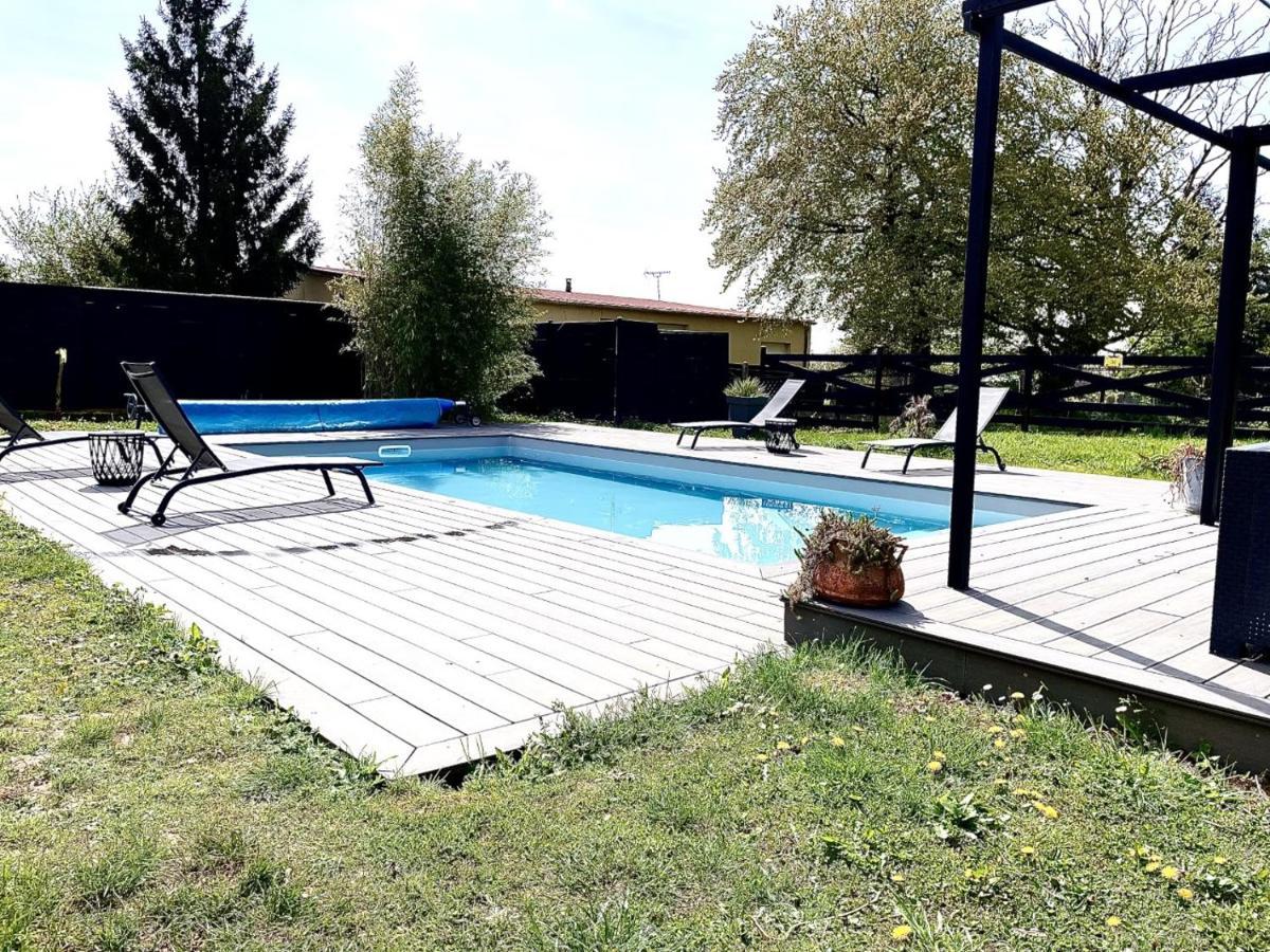 Le Paddock - Chambres Et Table D'Hotes Le Deluge Экстерьер фото